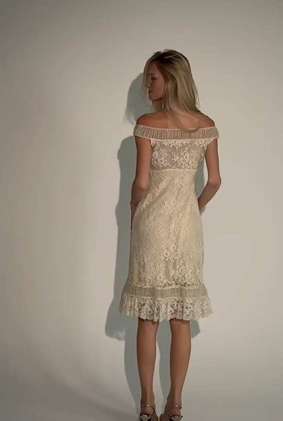 Vintage Sheath Off the Shoulder Apricot Lace Short Homecoming Dress Outfits DP4799