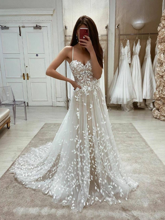 Elegant A Line Spaghetti Strap Appliques Tulle Long Wedding Dress DP1835