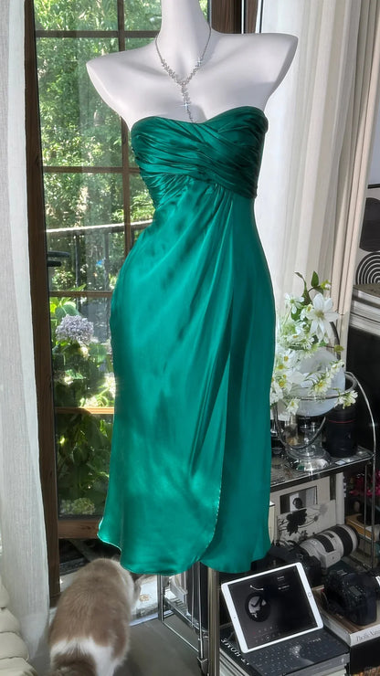 Green Sheath Sweetheart Neck Pleated Satin Short Homecoming Dress Wedding Guest Dress DP3808