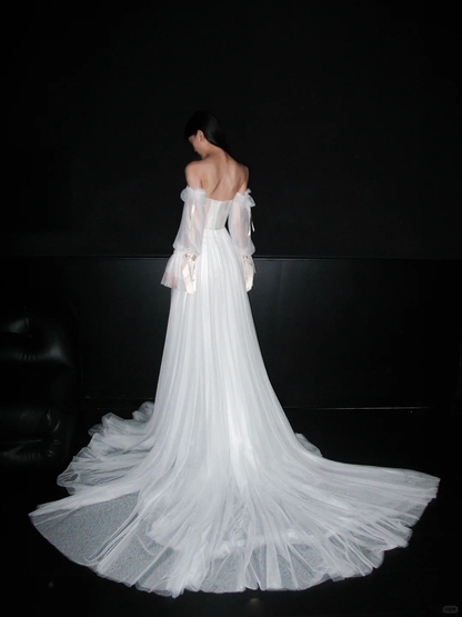 Gentle Ball Gown Long Seelve White Tulle Long Train Wedding Dress DP6361