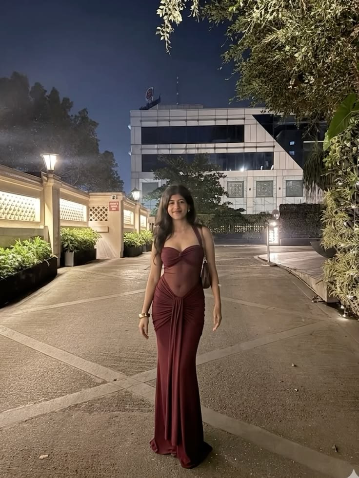 Sexy Burgundy Sheath Halter Tulle Satin Long Prom Dress DP7779