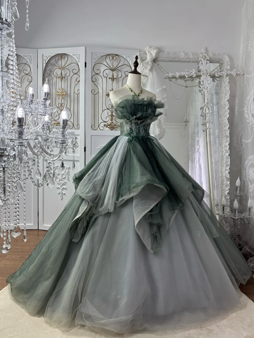 Vintage Grey-Green Ball Gown Strapless Sequin Tulle Prom Dress Sweet 16 Dress DP5668