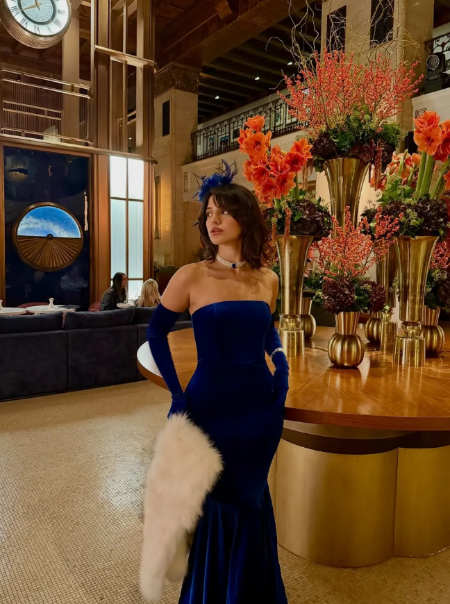 Sexy Classic Mermaid Strapless Royal Blue Velvet Prom Dress DP5023