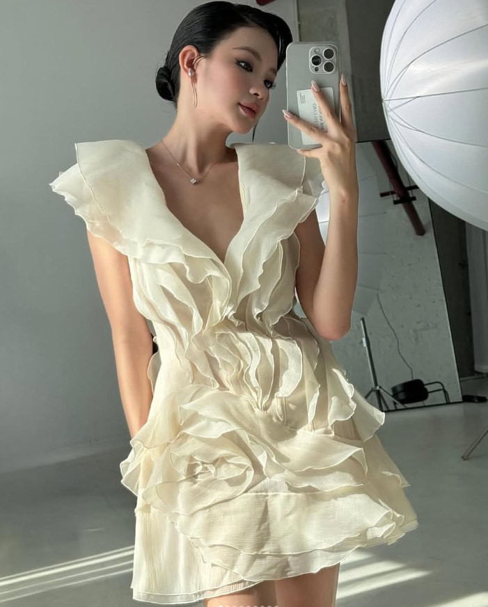 Fairy A Line V Neck Ivory Chiffon Short Homecoming Dress Birthday Dress DP1695