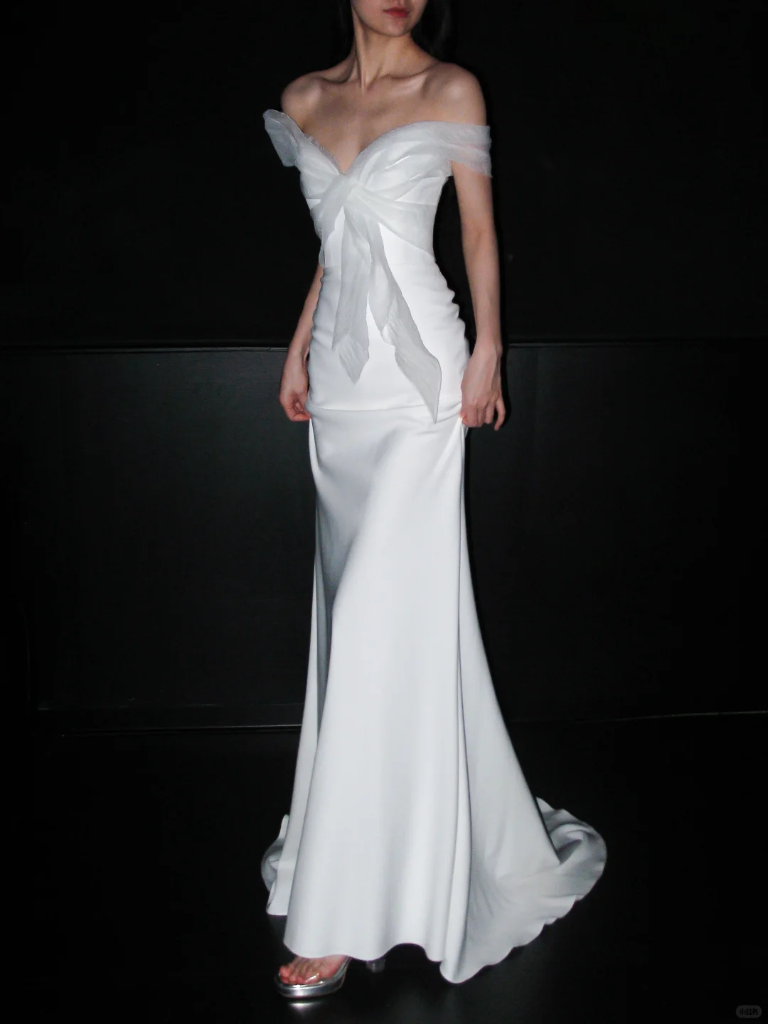 Elegant Stunning Sheath One Shoulder Flowy Tulle Satin Long Wedding Dress DP6381