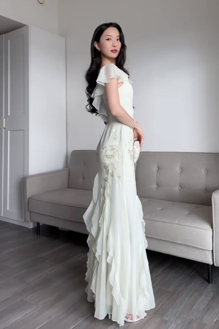 Stunning Mermaid Straps Appliques Light Green Ruffle Chiffon Long Prom Dress Party Dress DP4134