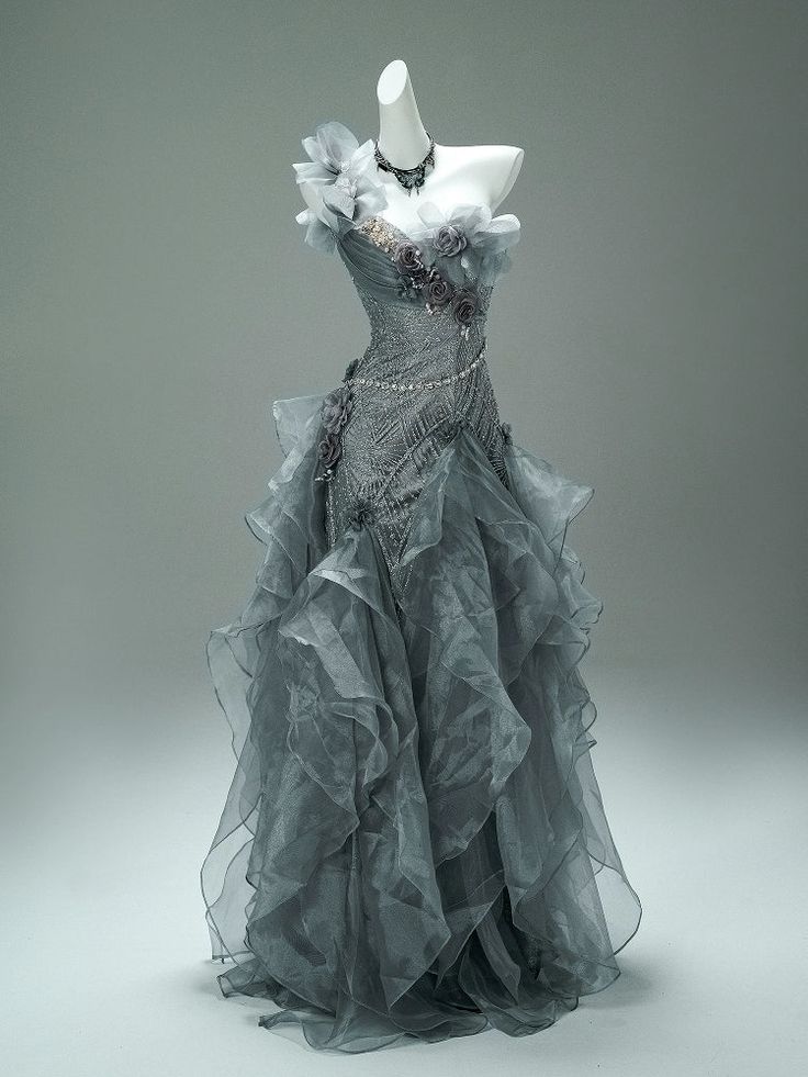Princess Grey Ball Gown 3D Floral Beaded Ruffle Organza Prom Dress 16th Birthday Dress DP5391