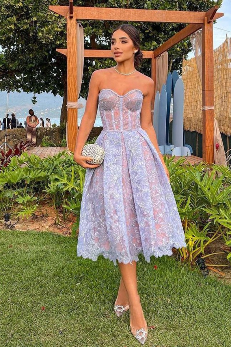 Charming A Line Sweetheart Lilac Lace Tea Length Prom Dress with Appliques DP7386