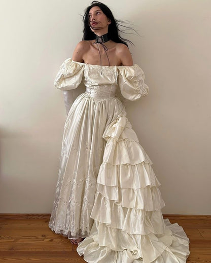 Vintage Ivory A Line Long Sleeve Embroidered Satin Prom Dress Evening Dress Wedding Dress DP3133