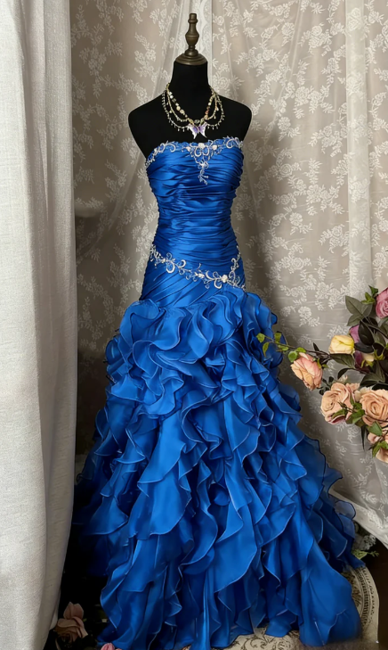 Vintage Grape A Line Strapless Appliques Ruffle Organza Long Prom Dress DP5040
