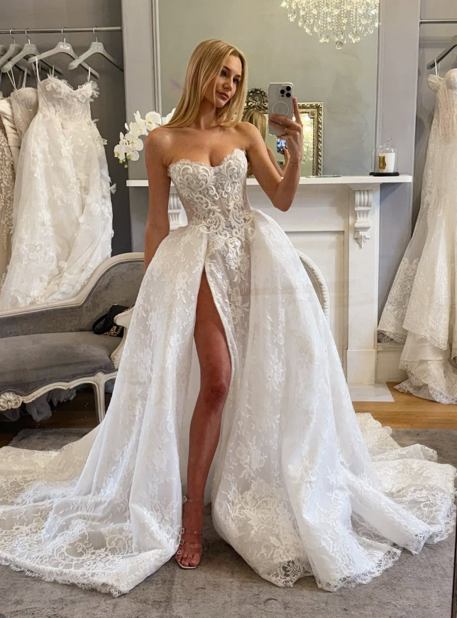 Elegant A Line Sweetheart Neck Lace Wedding Dress with Slit DP6069