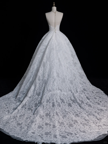 Elegant Ball Gown Sweetheart Neck White Lace Long Sweep Wedding Dress DP2360