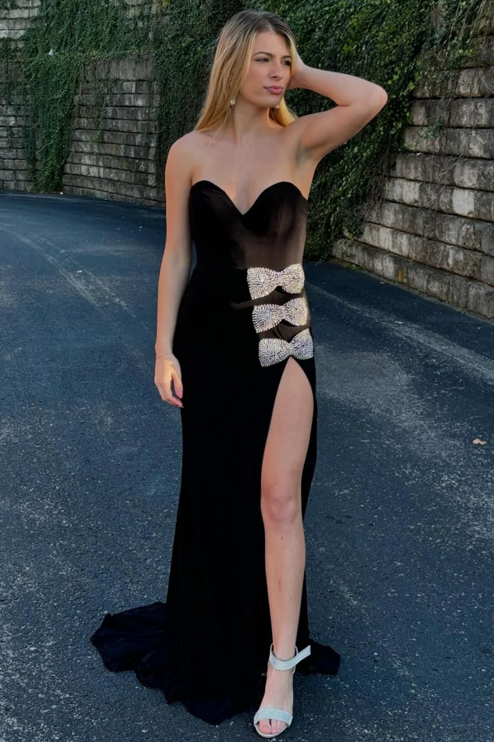 Stylish Mermaid Sweetheart Black Long Prom Dress with Bowknot Split Front DP7727