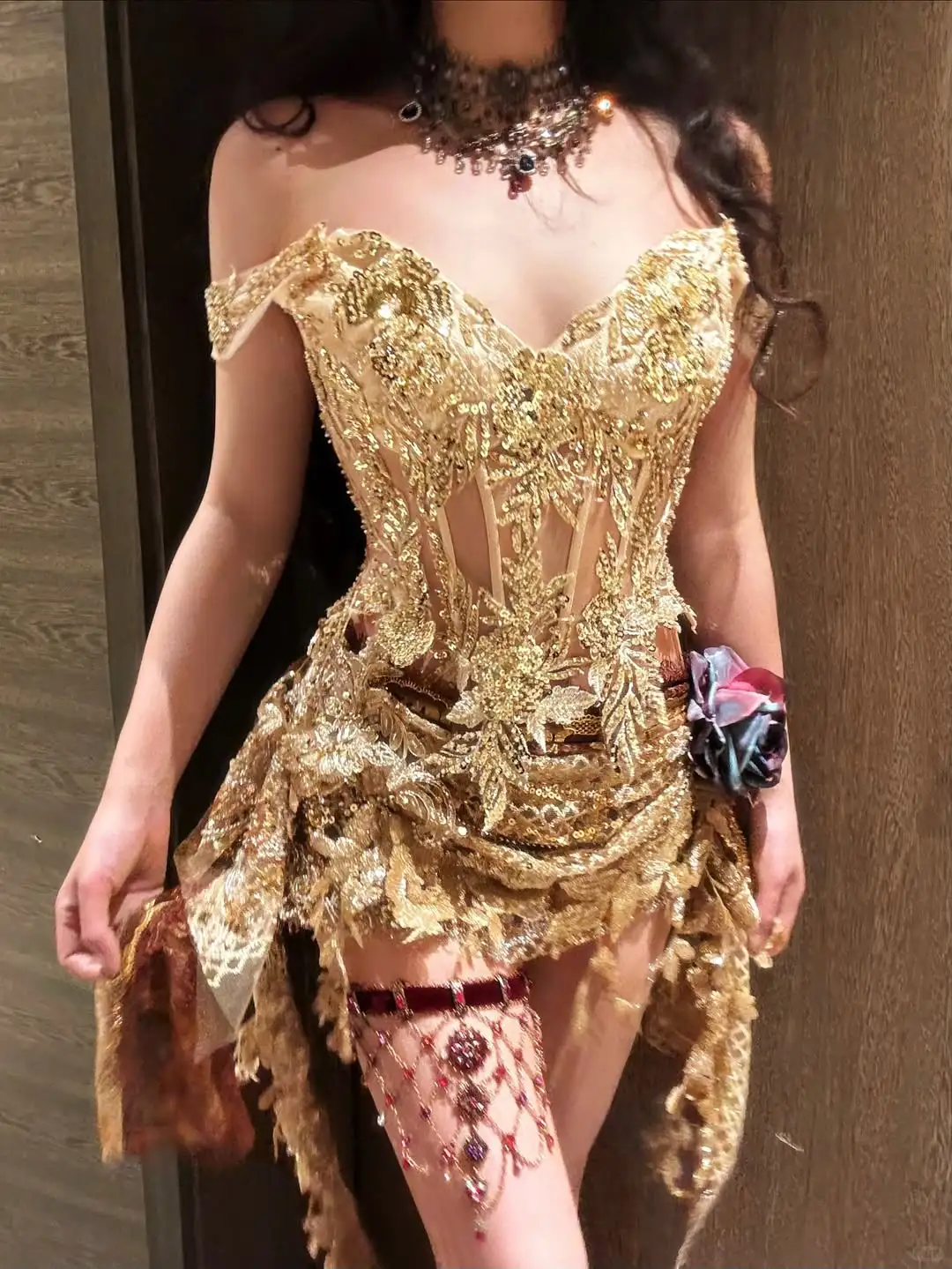 Golden A Line Straps Exquisite Sequin Short Homecoming Dress DP4582
