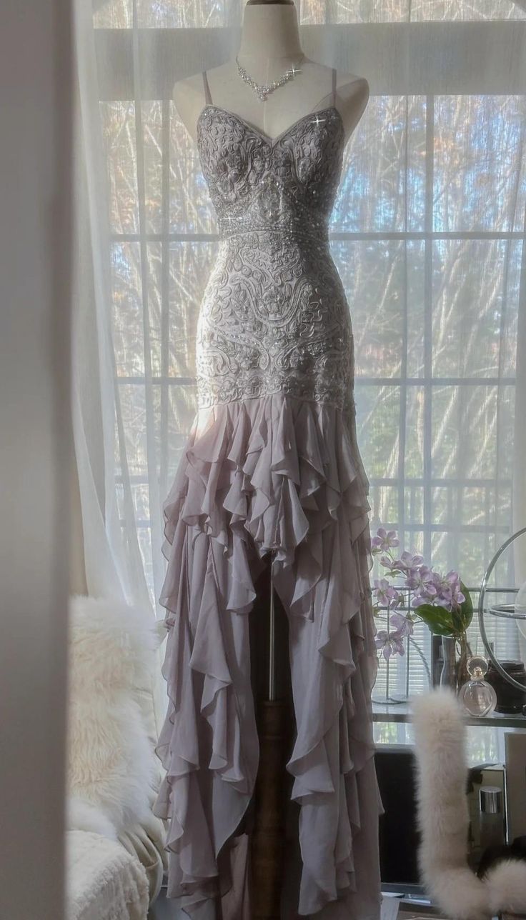 Light Lilac Sheath Spaghetti Strap Beaded Appliques Chiffon Prom Dress Graduation Prom Dress DP1997