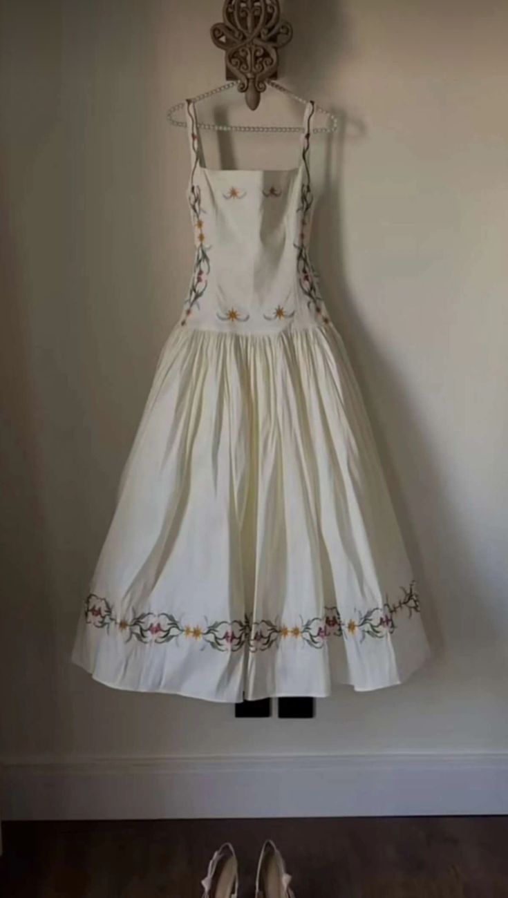 Cute A Line Straps Embroidered Ivory Satin Prom Dress Evening Dress Outfits DP7163