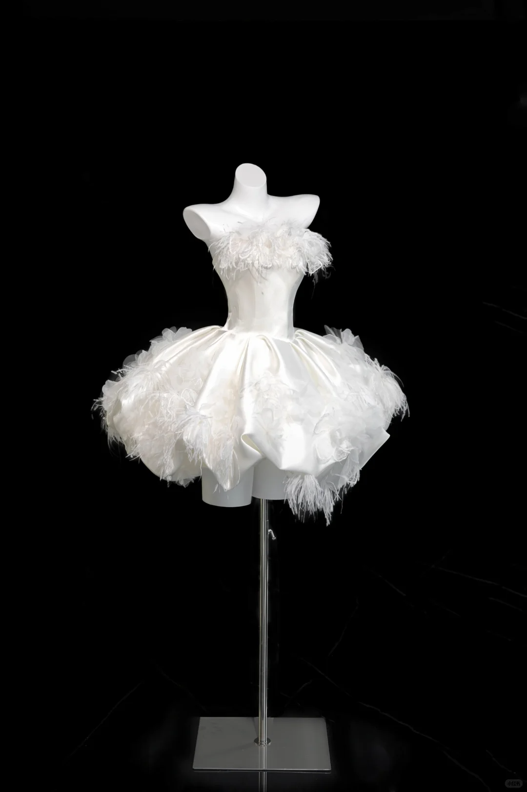 White A Line Strapless Feather Satin Short Homecoming Dress Cocktail Dress DP2643