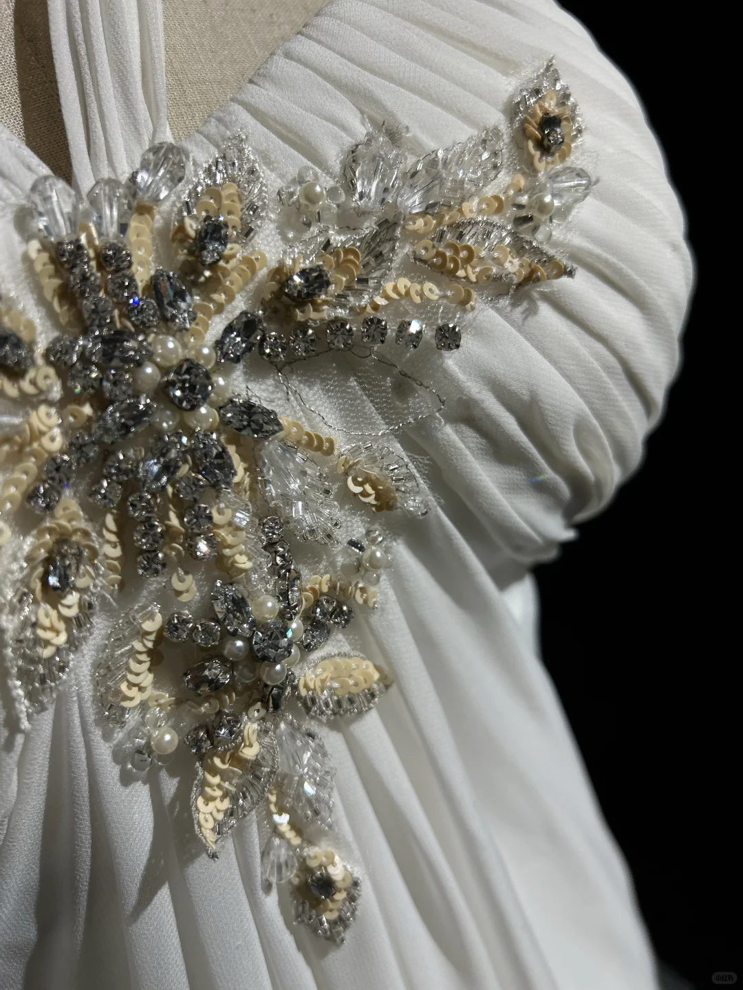 Vintage Gentle A Line Halter Beaded White Chiffon Long Prom Dress Party Dress DP2766