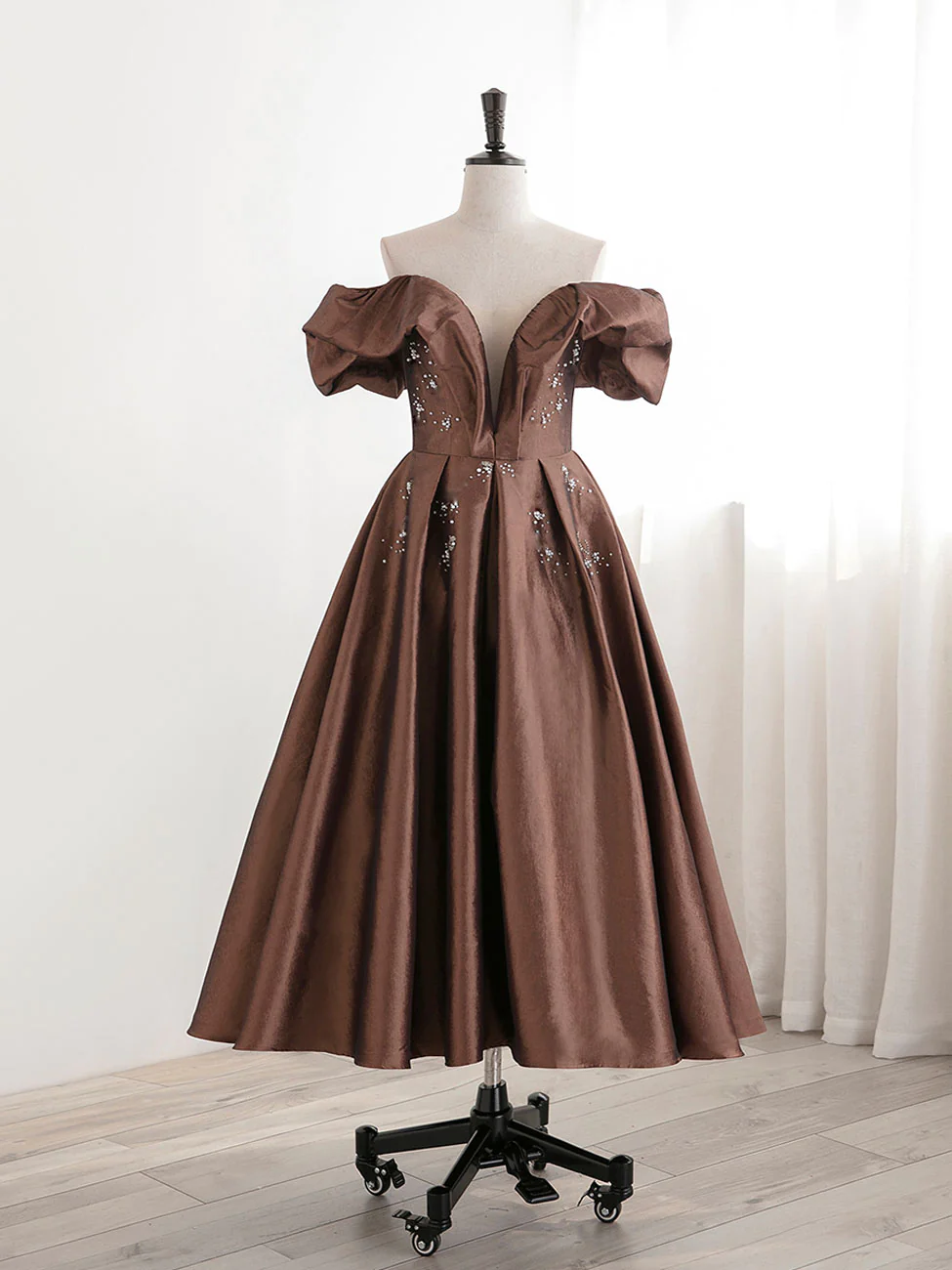Vintage Tea Length Brown Prom dress Off Shoulder Beaded Homecoming Dress DP081
