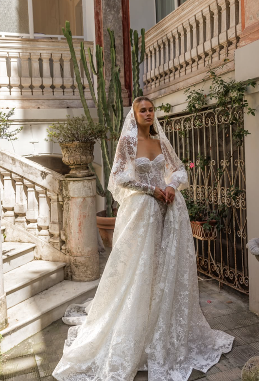 Exquisite Ball Gown Sweetheart Neck White Lace Long Train Wedding Dress DP5821