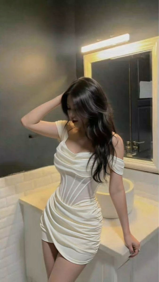Ivory Sheath Off the Shoulder Corset Tulle Satin Short Homecoming Dress Outfits DP6883