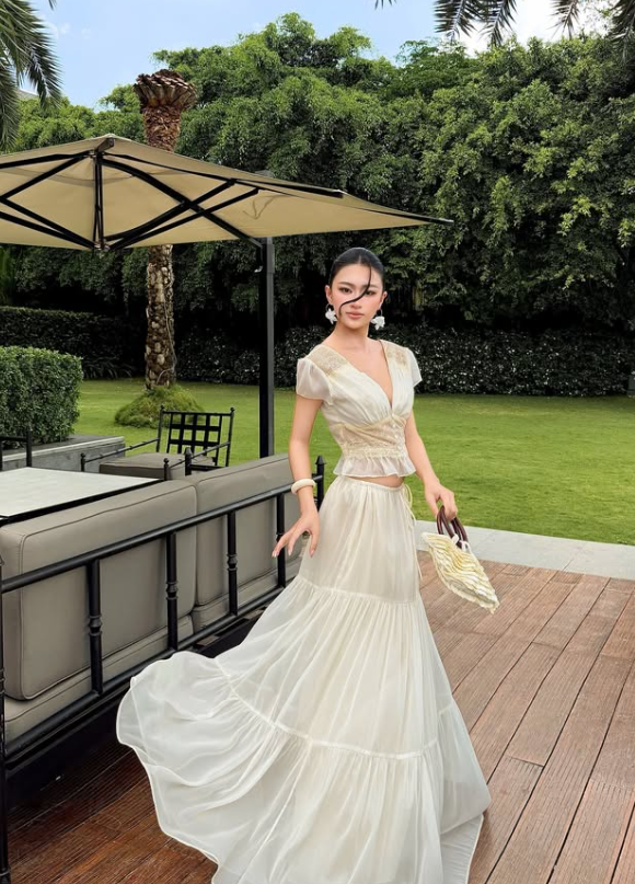 White Two Piece A Line V Neck Lace Satin Long Prom Dress Evening Dress DP7979