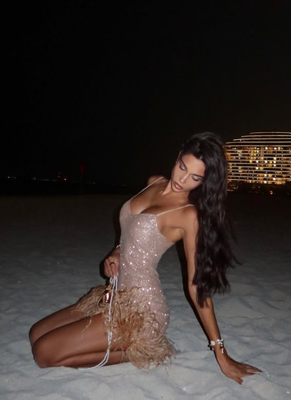 Sexy Sheath Spaghetti Strap Feather Sequin Short Homecoming Dress Outfits DP4690