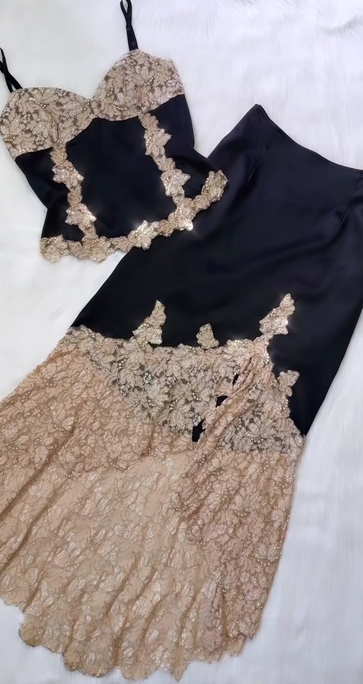 Two Piece Exquisite Green Beaded Mermaid Satin Homecoming Dress Cocktail Dress Date Dress DP3035