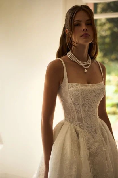 White Exquisite Ball Gown Straps Floral Lace Wedding Dress DP3278