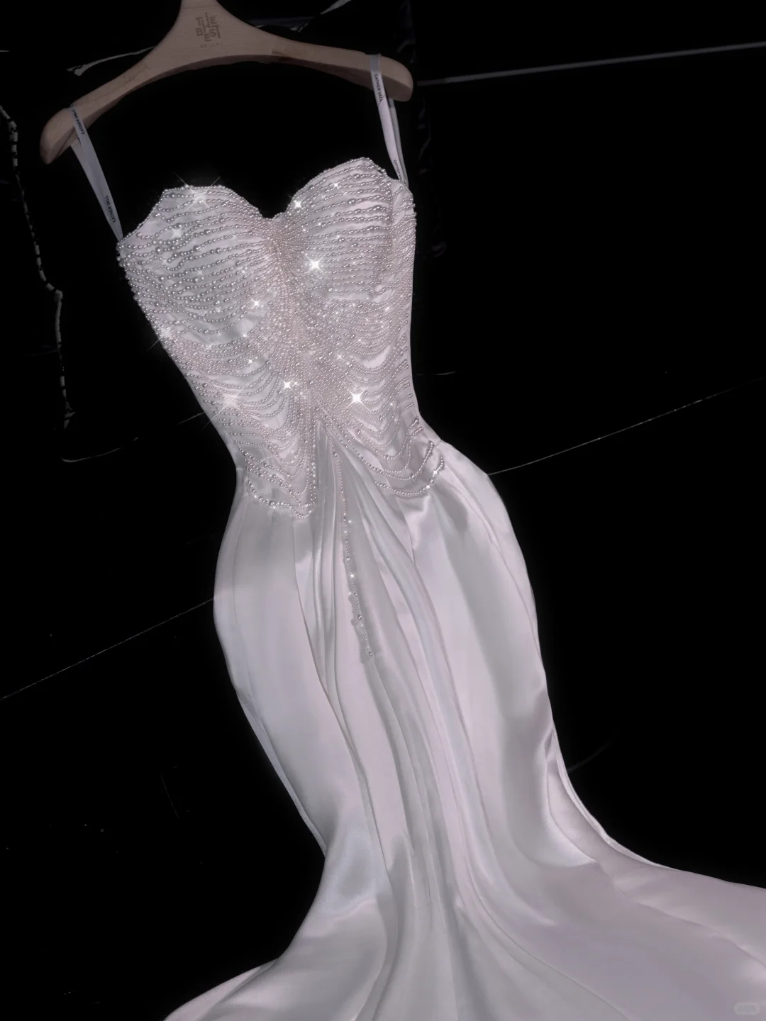 Charming White Pearl Mermaid Sweetheart Neck Satin Elegant Prom Dress Evening Dress DP2962