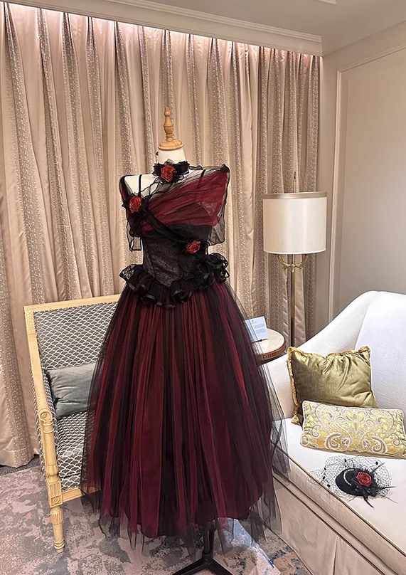 Burgundy Black Roses A Line Lace Tulle Lolita Goth Boning Dress Prom Dress DP4503