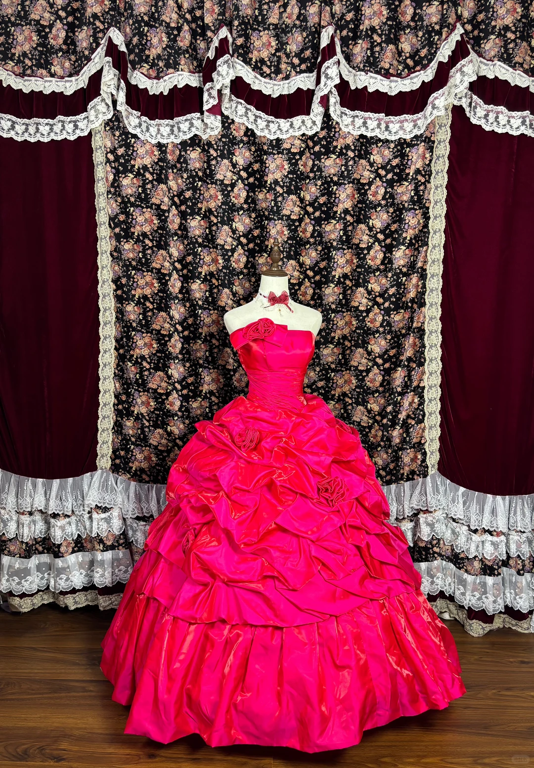 Vintage Hot Pink Ball Gown Strapless Pleated Satin Prom Dress Sweet 16 Dress DP5656