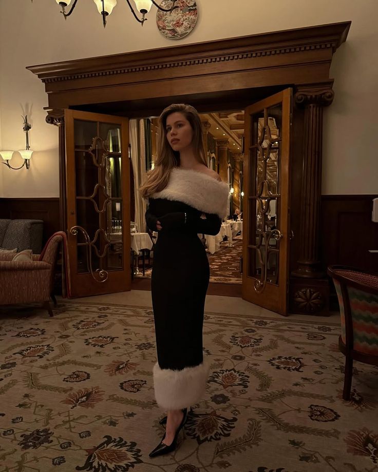 Classic Black-white Sheath Long Sleeve Satin Prom Dress Evening Dress DP7837
