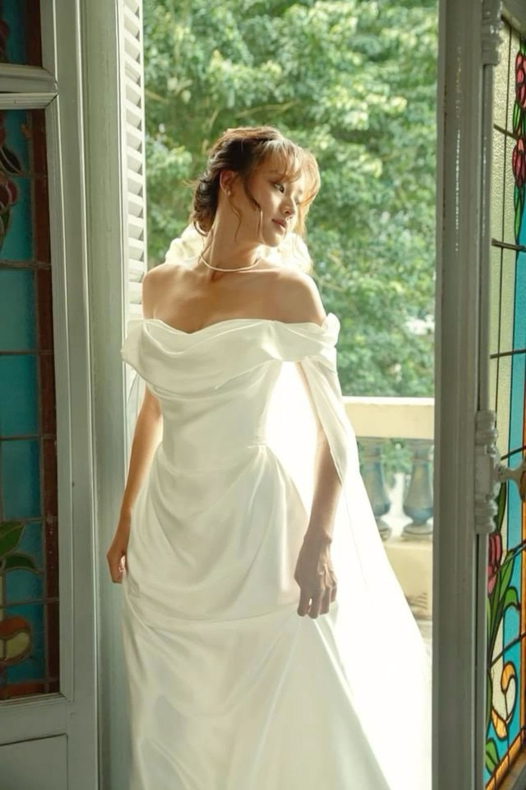 Gentle A Line Off the Shoulder White Pleated Tulle Satin Wedding Dress DP6841
