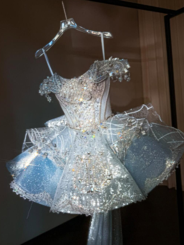 Stunning Blue A Line Off the Shoulder Exquisite Beaded Sequin Tulle Short Prom Dress Homecoming Dress DP6631