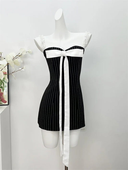 Sexy A Line Spaghetti Straps Bow Satin Short Homecoming Dress Outfits DP1349