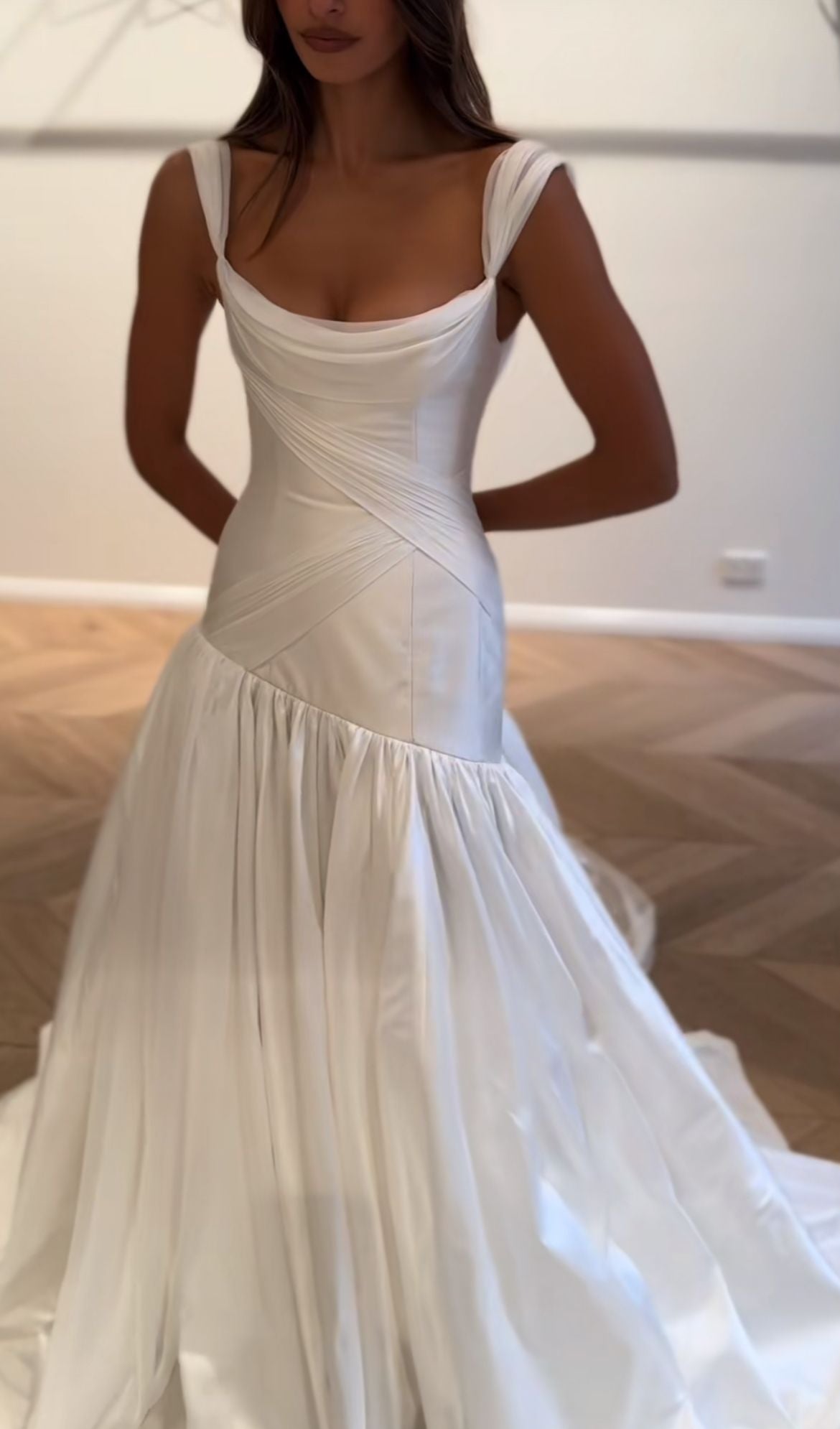Unique Ball Gown Spaghetti Strap White Chiffon Satin Long Wedding Dress DP4328
