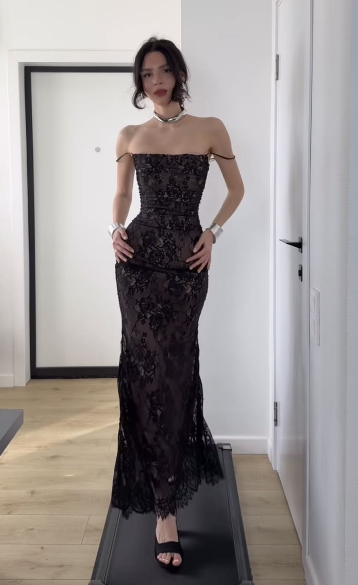 Sexy Black Sheath Spaghetti Straps Lace Long Prom Dress Evening Dress DP6734