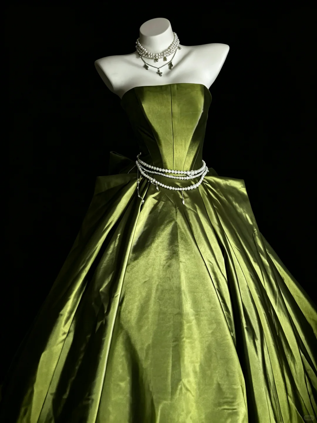 Elegant Green A Line Strapless Satin Prom Dress Party Evening Dress DP5349
