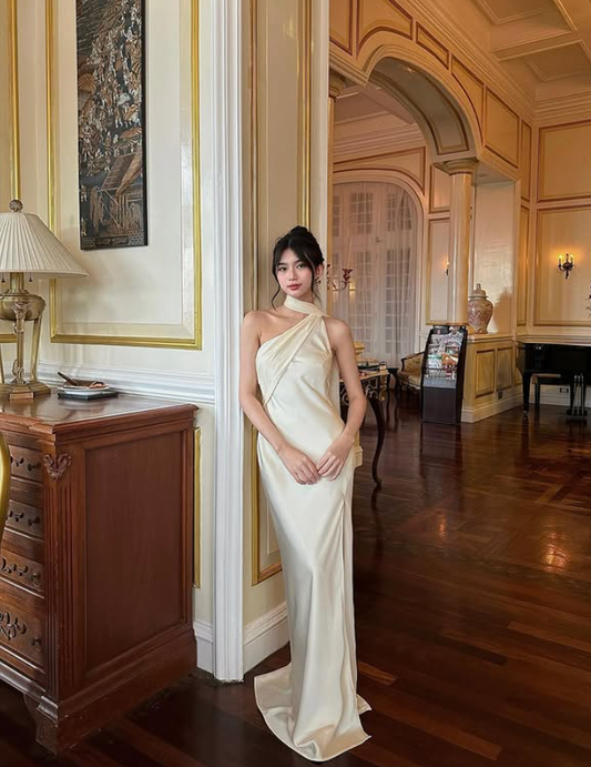 Elegant Ivory Sheath Halter Satin Long Prom Dress Evening Dress DP3968
