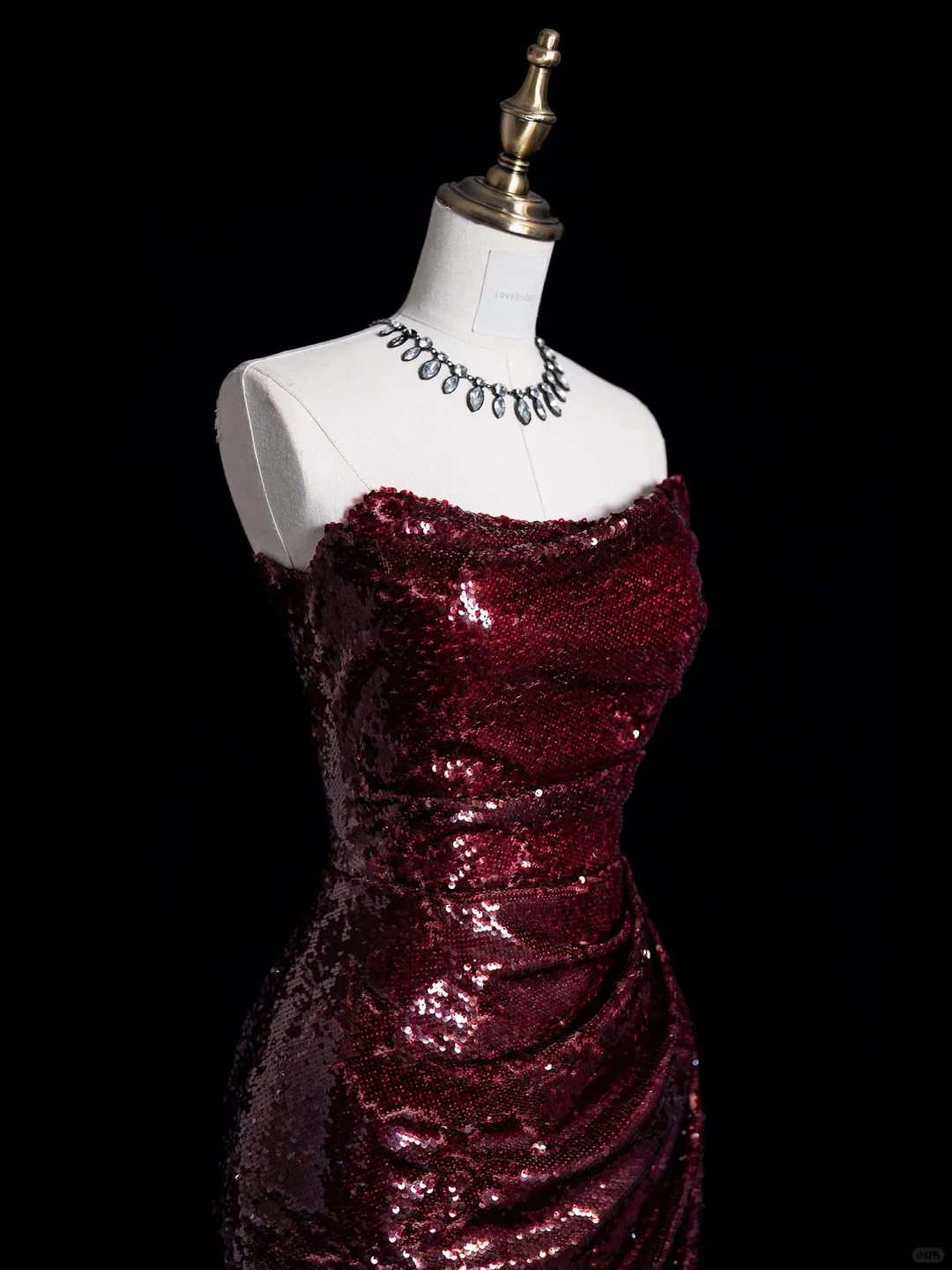 Sexy Sheath Strapless Burgundy Sequin Prom Dress Evening Dress with Slit DP2025