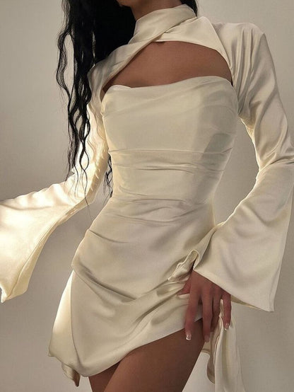 Backless Simple A Line Long Sleeve White Satin Mini Homecoming Dress DP2781