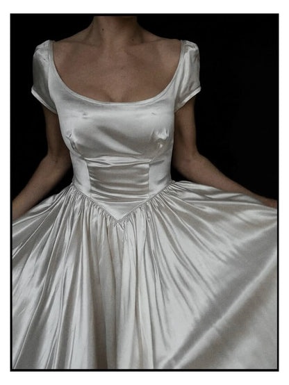 1940s Boat Neck Ballet White Satin Long Wedding Dress DP5211