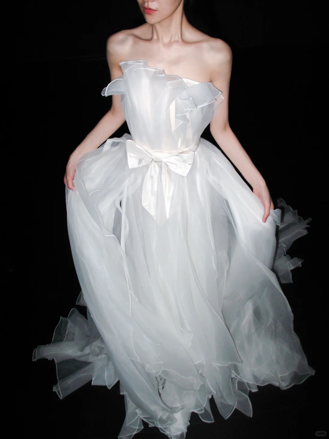 Gentle Flowy A Line Strapless White Tulle Long Wedding Dress DP6380