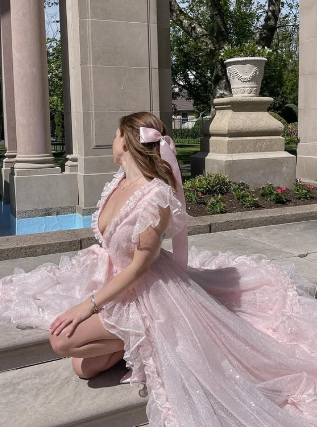 Stunning Light Pink A Line V Neck Tulle Prom Dress Outfits with Slit DP4456