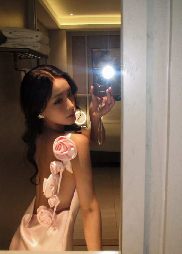 Sweety Pink A Line 3D Floral Satin Backless Short Prom Dress Homecoming Dress DP7944