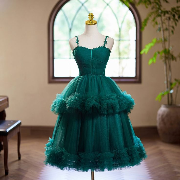 Green Tulle Pleated Short Prom Dress Homecoming Dress DP564