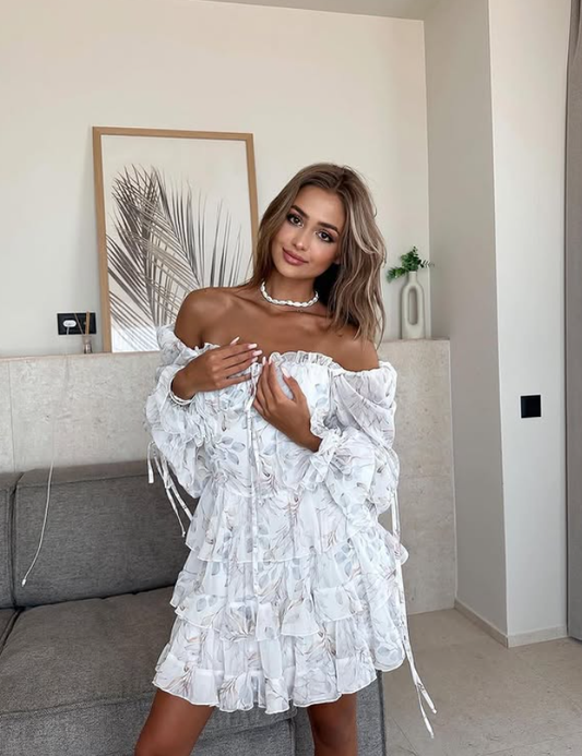 Pretty A Line Long Sleeve Print Chiffon Short Homecoming Dress Outfits DP6018