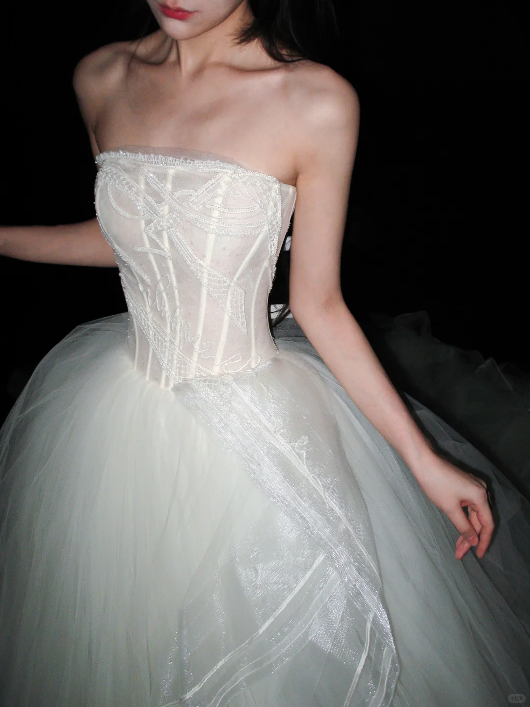 Pretty Ball Gown Strapless Corset White Ruffle Tulle Long Wedding Dress DP8094