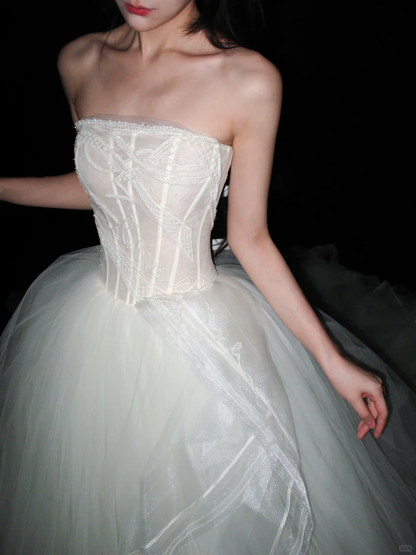 Pretty Ball Gown Strapless Corset White Ruffle Tulle Long Wedding Dress DP8094